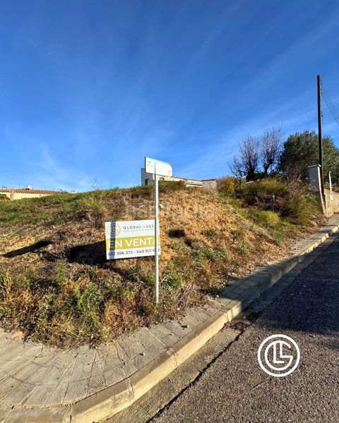 Foto b0b55f8d-1be0-4a21-9442-846b4f5107ce. Residential plot in carrer montseny 30 in Sant Miquel de Fluvià