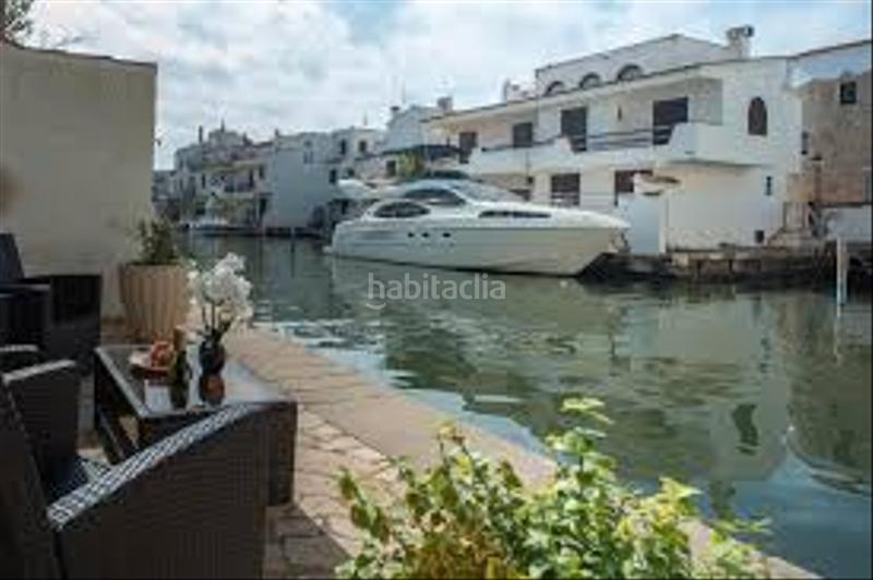 Foto d4a8dda0-27b9-49af-b27a-3d67a0cac276. Casa adossada a Port Banyuls - Port Alegre - Port Empordà Empuriabrava