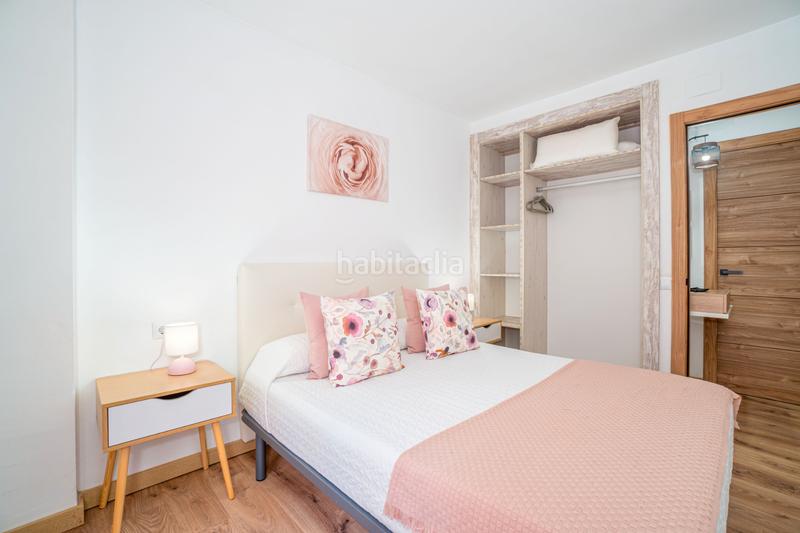 Foto e6f3f208-ea7f-4fc1-8784-fa029e65c69b. Piso ?? apartamento con licencia turística, piscina y parking en el corazón en Empuriabrava