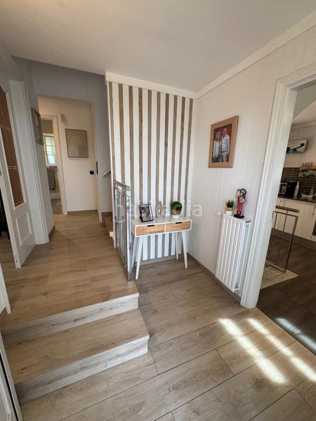 Foto 54771617-9bc4-4260-8dfc-3fb00ba91d26. Chalet casa unifamiliar con piscina, garaje y espacios exteriores para disfrutar todo el año – mas pau () en Avinyonet de Puigventós