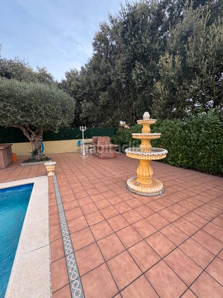 Foto 61f855d6-7576-4d6d-b445-2a403f453719. Chalet casa unifamiliar con piscina, garaje y espacios exteriores para disfrutar todo el año – mas pau () en Avinyonet de Puigventós