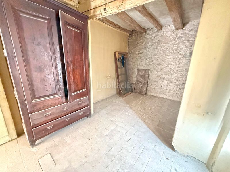 Foto 1f3be4d7-ad63-4206-bbab-4c7989a625f7. Casa adossada a Sant Climent Sescebes