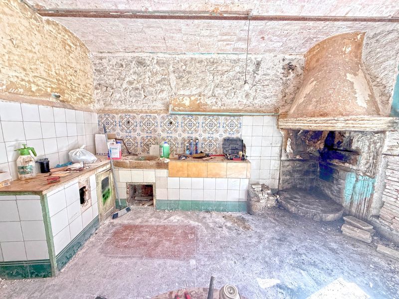 Foto 72ae9a70-7a52-47e9-9204-c2aac329ec2b. Casa adossada a Sant Climent Sescebes