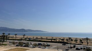 Pis a Carrer Poblat Tipic-Edifici Nausica