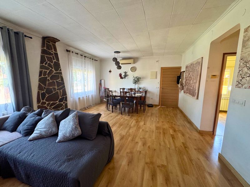 Foto e8da89b9-2e3d-4007-82b4-5e13a2ba6a90. Casa amb xemeneia calefacció aparcament a Vilajuïga