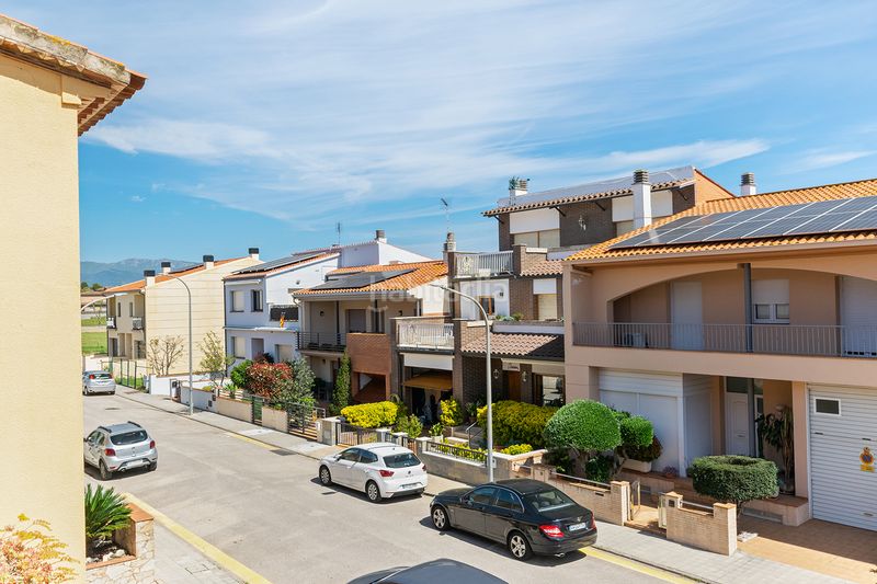 Foto e1523637-72f7-4d4a-9313-bbeae738408e. Casa adossada amb calefacció aparcament a Peralada