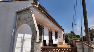 Chalet à Fortià. Casa unifamiliar aislada con jardín en fortià, a minutos de figu