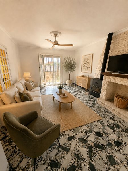 Foto 8188d269-f758-466c-a747-f163b518cac0. Xalet amb xemeneia calefacció aparcament a Fortià