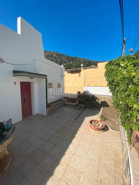 Foto 3b1909c4-6bc8-42b9-b86b-40a51eeff35c. Casa  con vistas al mar a solo 50 metros de la playa de canyelles – en Roses
