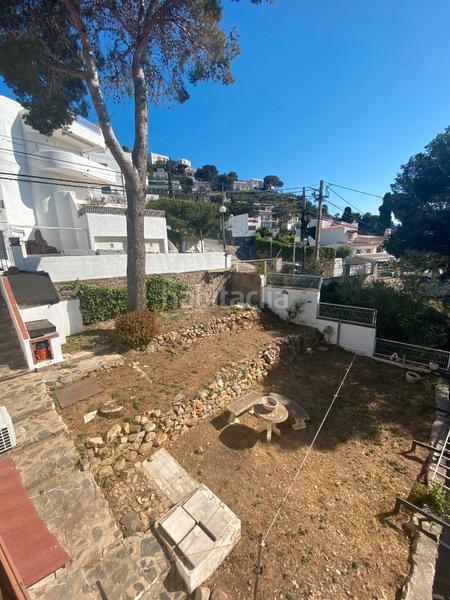Foto 52eb0f3e-c0b4-48ef-91f6-f8b6351d5410. Casa  con vistas al mar a solo 50 metros de la playa de canyelles – en Roses