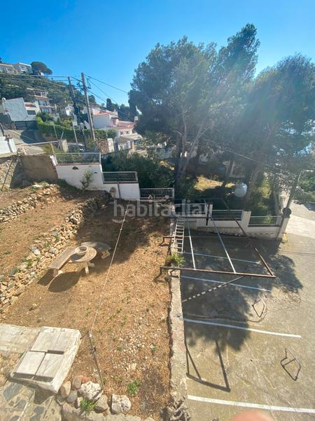 Foto 5de363b1-d1b7-4d46-b279-df88483a8328. Casa  con vistas al mar a solo 50 metros de la playa de canyelles – en Roses