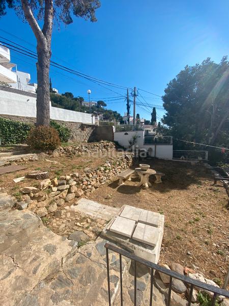 Foto fb0921fc-e059-4105-bfde-fcad3cc1a138. Casa  con vistas al mar a solo 50 metros de la playa de canyelles – en Roses