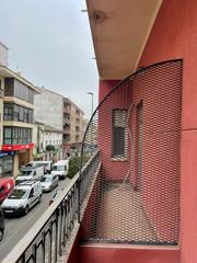 Appartement  Calle alfonso viii. Amplio piso en alfonso viii
