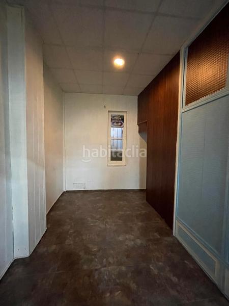 Foto 5d698efb-3f11-4e6a-8c6d-aa8a1d7fed4a. Alquiler local comercial en n/a local junto a la plaza mayor en Plasencia