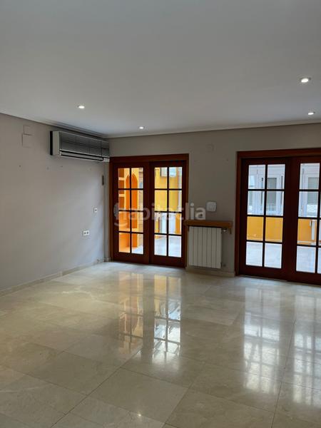 Foto 58653a8d-6bf9-4f0d-8993-8639abc2e00a. Casa en calle coria 19 casa con piscina en el centro en Plasencia