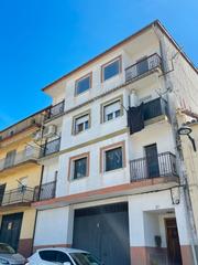 Pis a Calle cañada 26. Piso en bruto