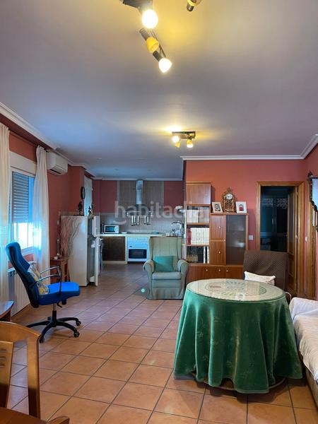 Foto 6713d129-f779-44fa-a79c-c40f5ba91f37. Casa a calle las jaras 7 a Malpartida de Plasencia