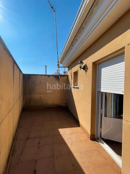 Foto f85e9c90-03be-43af-9ce9-d577101c378f. Casa a calle las jaras 7 a Malpartida de Plasencia