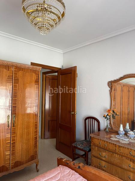 Foto 10e6327b-8476-4695-8dd0-42eaff659ecc. Haus in calle villavieja 9 in Los Pinos - El Pilar Plasencia