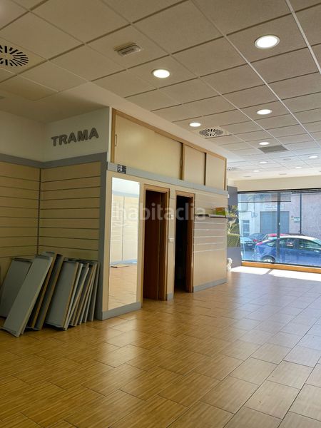 Foto e0a46e0f-58c8-47aa-b185-f1bad155bc5c. Locale commerciale in avenida de la vera 18 in Centro Ciudad Plasencia