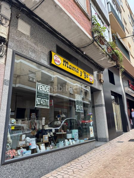 Foto f38e9408-c939-4af5-8265-b47a5f529973. Locale commerciale in avenida de la vera 18 in Centro Ciudad Plasencia