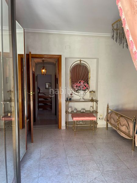Foto f414ff68-9a06-4bbf-8488-f2a731e726c2. Casa amb calefacció aparcament a Los Pinos - El Pilar Plasencia