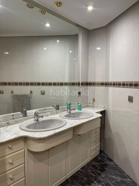 Foto 0e297cfa-e1c3-43d2-b74d-c66338b2392f. Casa amb xemeneia calefacció aparcament a Los Pinos - El Pilar Plasencia