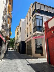 Lloguer Local Comercial a Calle trujillo 7. Local junto a la plaza mayor