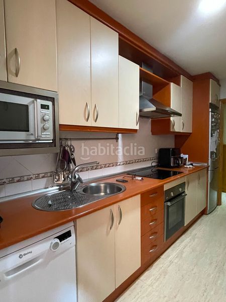 Foto 53d523b6-d401-4ce5-80fc-f2e07261fb2f. Pis amb calefacció aparcament a Zona Sur - Av. De España - San Miguel Plasencia