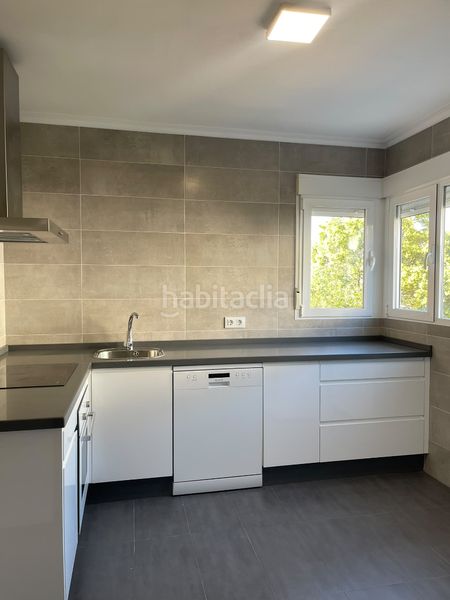 Foto 76e92206-d030-4077-bae8-1b6c4d501900. Rent flat with heating parking in Los Pinos - El Pilar Plasencia