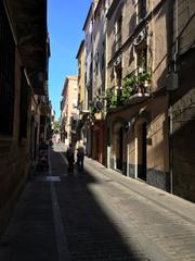 Affitto Locale commerciale in N/a. Local junto a la plaza