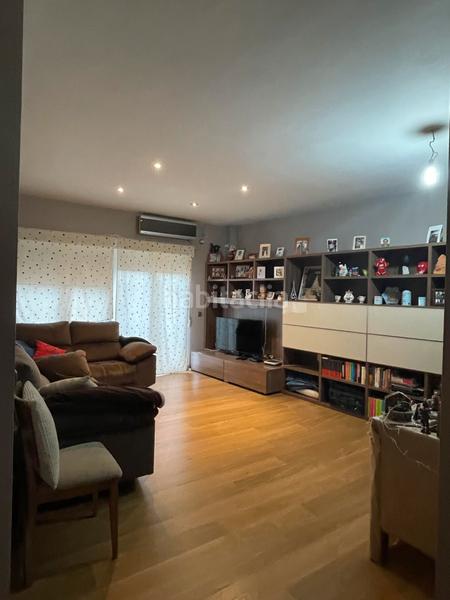 Foto 2526958e-910c-48c5-b570-54ca94823579. Casa in n/a 25 in Malpartida de Plasencia