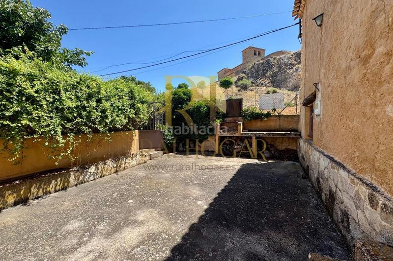 Foto 68e73036-4663-499c-bed5-77f370fe07c0. Casa en calle real 22 pradilla: casa de piedra completamente reformada lista para entrar a vivir!! en Prados Redondos