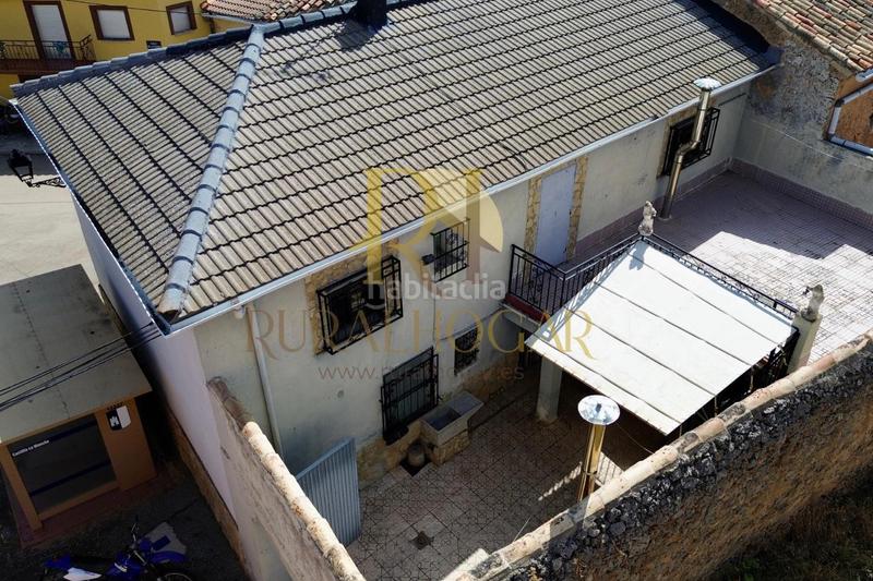 Foto c9bdbc95-f0b3-4c81-a5ac-a6be2d1c9739. Casa a calle fuente 12 a Prados Redondos