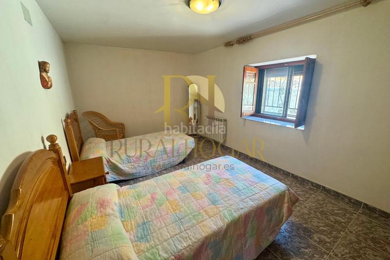 Foto f139cbe8-5936-4375-801b-3c0a16ec69a6. Casa a calle fuente 12 a Prados Redondos