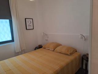 Affitto Piccolo appartamento  Carrer d'emília llorca martín. Apartamento de 2 habitaciones en barcelona