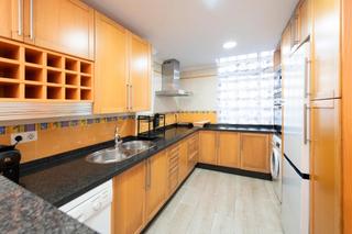 Location Appartement  Avenida de la axarquía. Piso moderno de 3 dormitorios en málaga