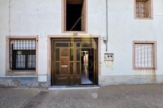 Casa  Calle real 16. Matilla de la vega: casa con patio interior y diversas estancias