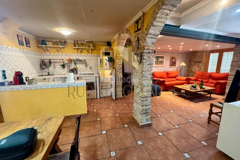 Foto 8e63911d-8d3c-45be-8ee7-f5768a2ae32f. Casa a calle de la vega 7 a Maranchón