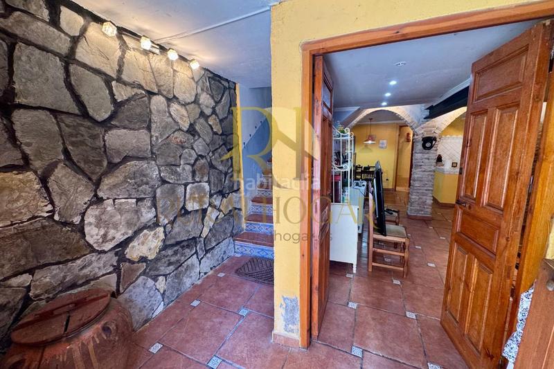 Foto 912d7f9c-16b8-482b-8f40-89e35902bf3b. Casa a calle de la vega 7 a Maranchón