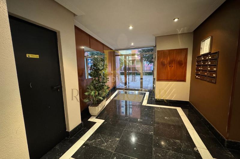 Foto 9ec32b80-9bfd-4542-8dbd-e10500ca740f. Etagenwohnung mit heizung parking in Las Eras de Renueva León