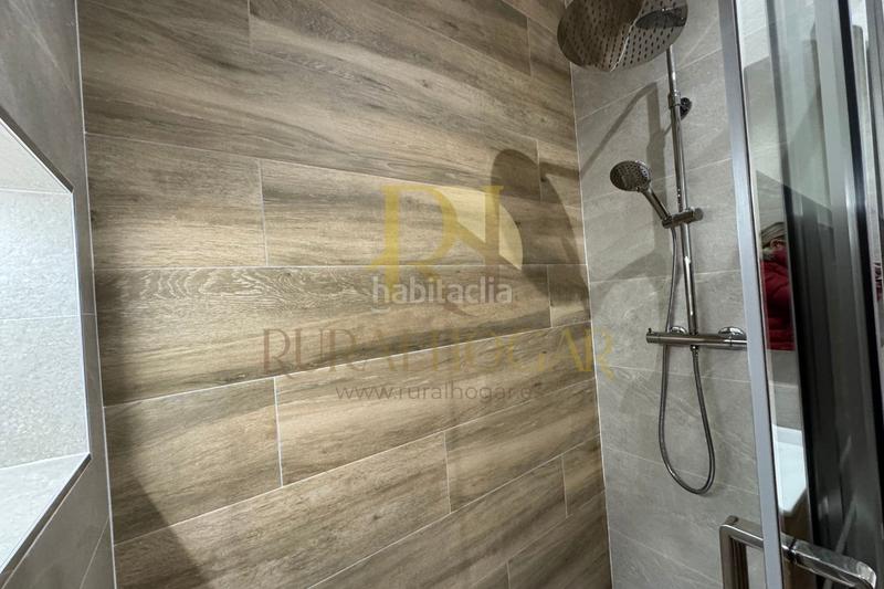 Foto d5fc2db1-b32b-4fa5-94c7-cdb5078c1819. Piso precioso piso totalmente reformado en el centro de leon en León