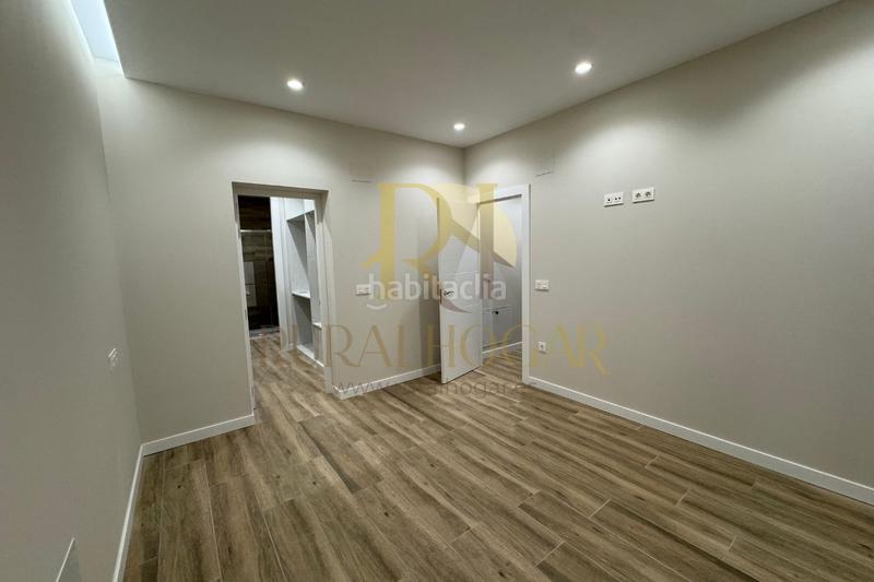 Foto d8777e04-6204-4659-b947-eb4df7578a5c. Piso precioso piso totalmente reformado en el centro de leon en León