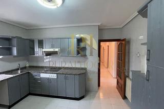 Piso  Calle luis de góngora. Piso con gran potencial y trastero en venta