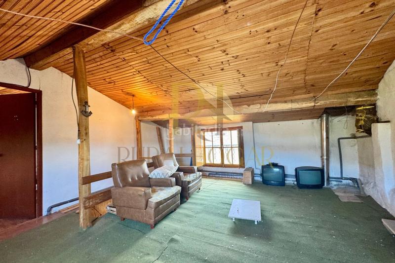 Foto 2096c67f-ab67-450c-af08-83b0b5709e72. Casa in calle barrero 3 in Páramo del Sil