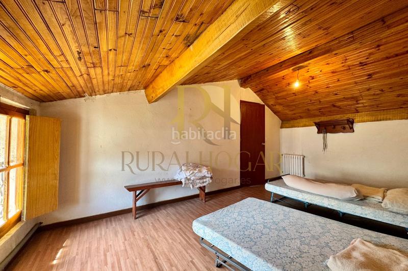 Foto 4887b734-5537-4fb1-9dfc-f46d17815f1a. Casa in calle barrero 3 in Páramo del Sil