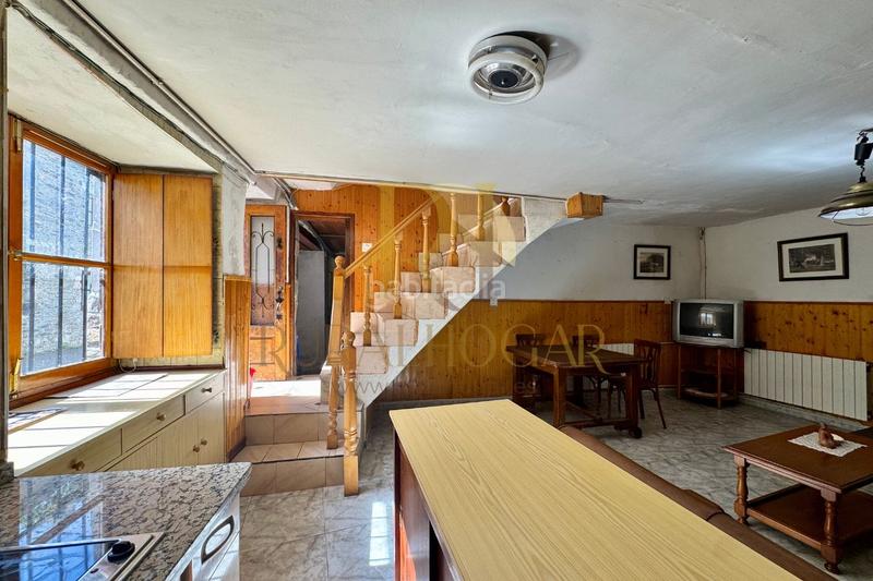 Foto 75b20ef5-de22-4adc-9692-f2af13545611. Casa in calle barrero 3 in Páramo del Sil