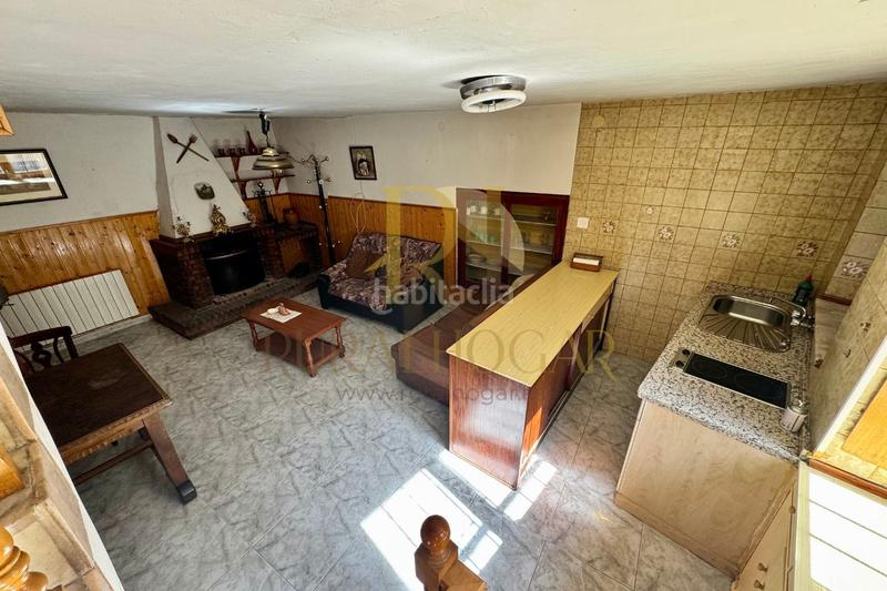 Foto de897b3e-cba4-44e0-9c1a-b2b9f8f4caad. Casa in calle barrero 3 in Páramo del Sil