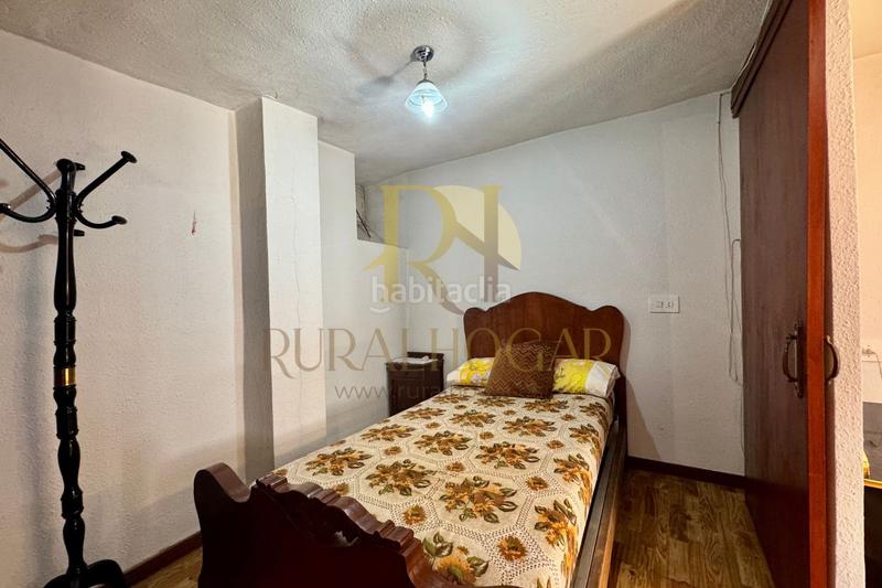 Foto e74bfa05-9ca7-4549-81a4-d6d9ee256c2b. Casa in calle barrero 3 in Páramo del Sil