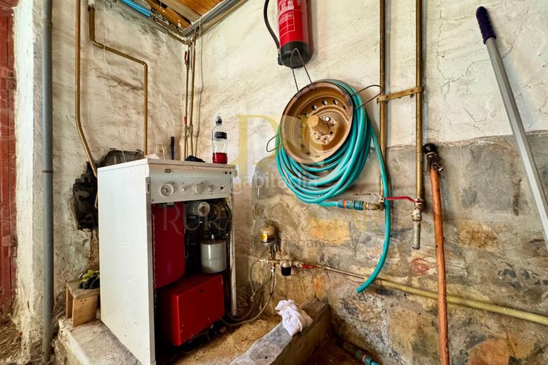 Foto f9b002df-a1f0-4453-9787-26171b7d3b66. Casa in calle barrero 3 in Páramo del Sil